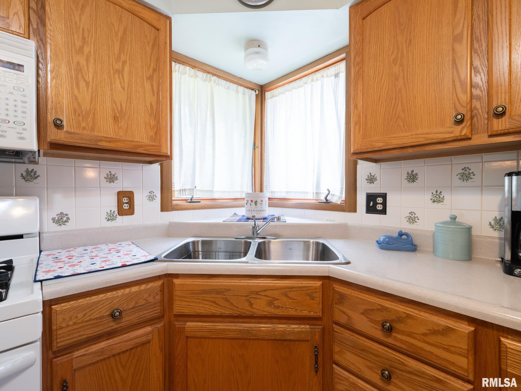 103 Fandel Lane Metamora, IL 61548 - Photo 33 of 62