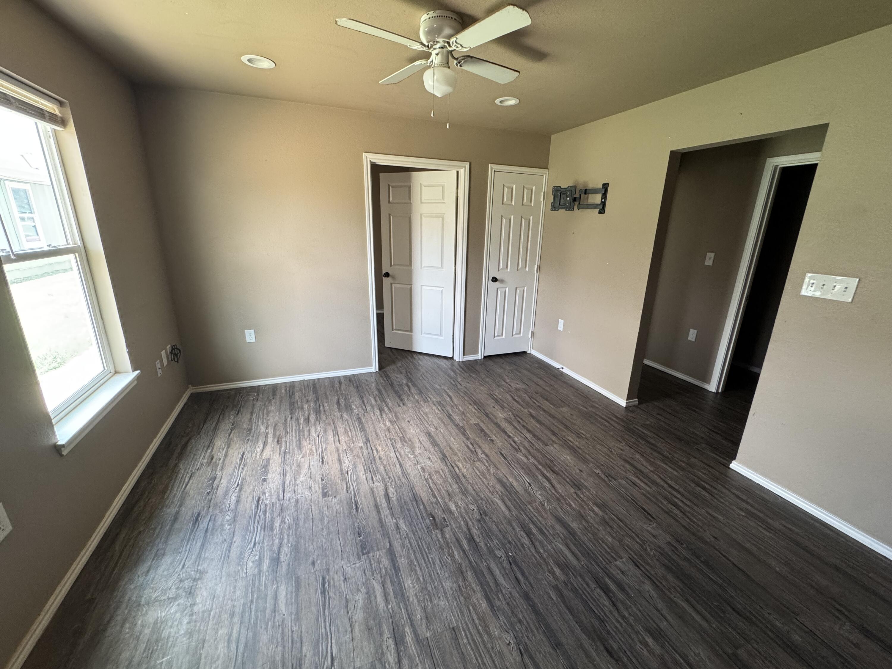 301 36th Street, Unit A & B Lubbock, TX 79404 - Photo 18 of 19 IMG_9549