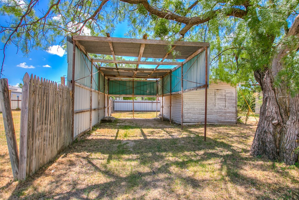 1309 North 5th Street Ballinger, TX 76821 - Photo 31 of 32 Photo 31
