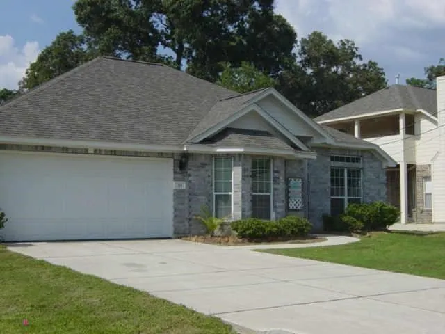 $1,850 | 254 Maple Lane, Conroe, TX 77304