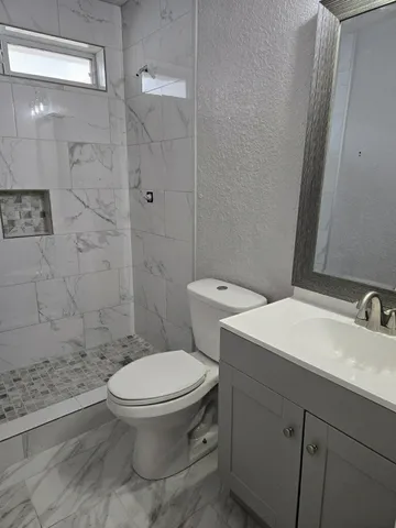 $1,750 | 254 Maple Lane, Conroe, TX 77304