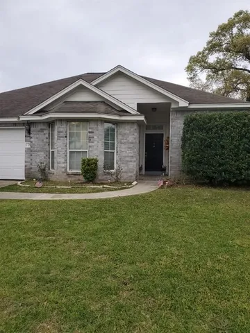 $1,750 | 254 Maple Lane, Conroe, TX 77304