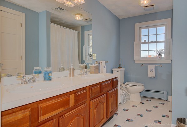 79 Campion Road North Andover, MA 01845 - Photo 17 of 30 Gallery Image 17