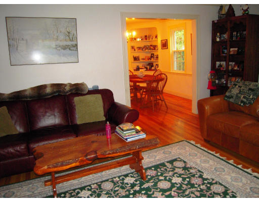 26 Ingraham Road Wellesley, MA 02482 - Photo 3 of 22