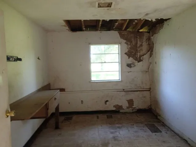 $154,519 | 1015 North Liberty Street, El Campo, TX 77437