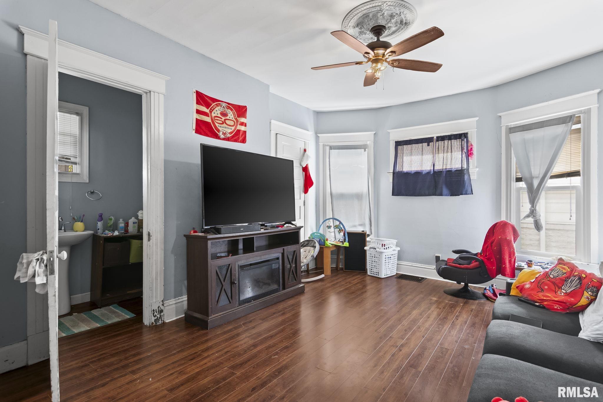 108 South MacArthur Boulevard Springfield, IL 62704 - Photo 7 of 23