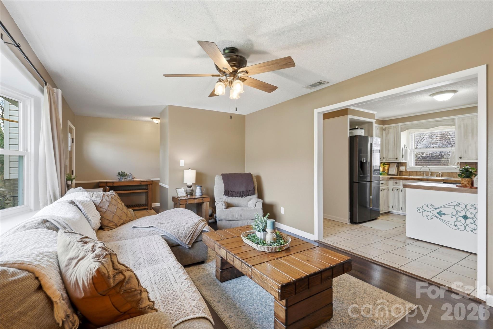 235 Havenhurst Road Hickory, NC 28601 - Photo 8 of 48