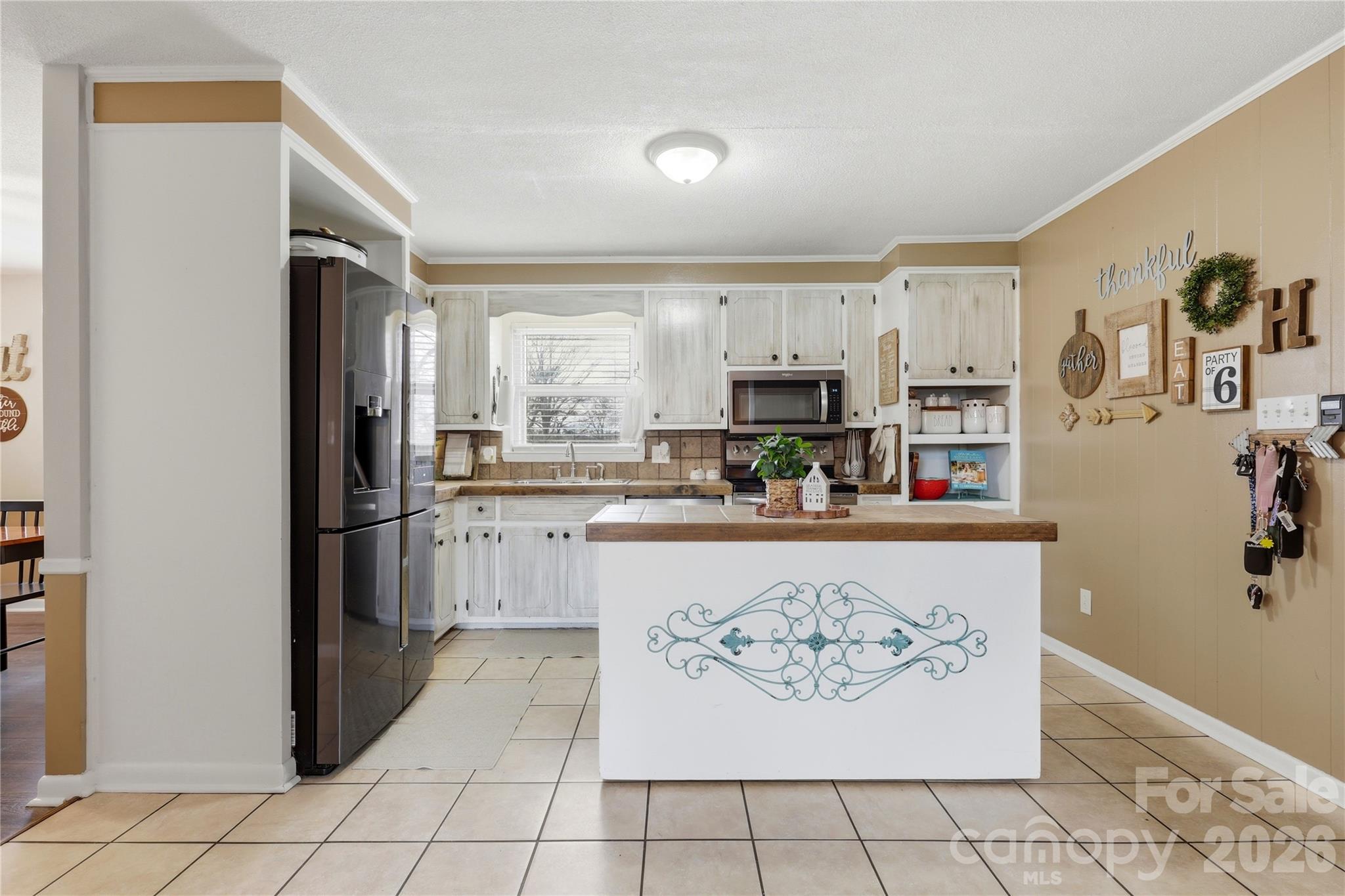 235 Havenhurst Road Hickory, NC 28601 - Photo 9 of 48