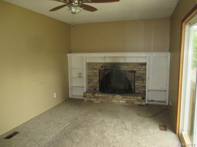 5089 Middleboro Road Grand Blanc, MI 48439 - Photo 8 of 25 Family.jpg