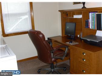 721 Dunmore Road Philadelphia, PA 19115 - Photo 11 of 12 Office / Study