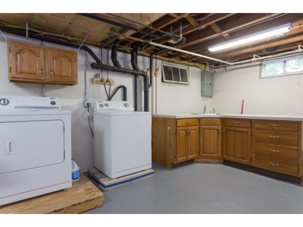 68 Moulton Road Hampton, NH 03842 - Photo 25 of 31