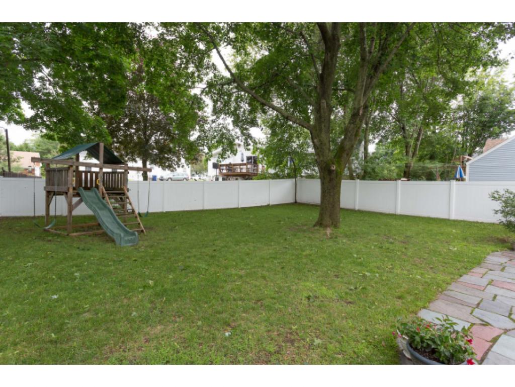 68 Moulton Road Hampton, NH 03842 - Photo 28 of 31