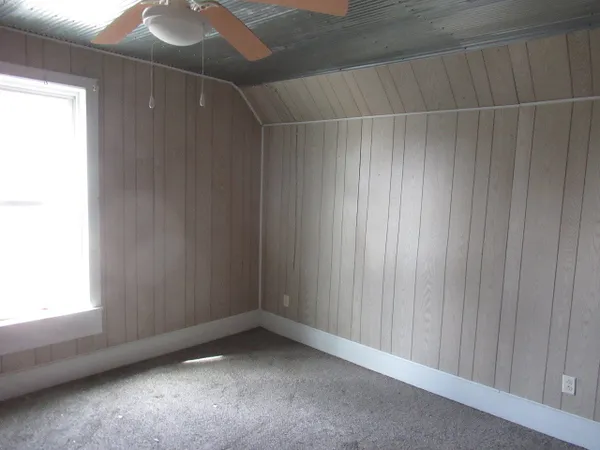 $49,900 | 1208 Marshall Street, Paris, IL 61944