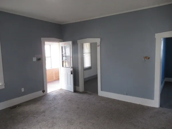 $49,900 | 1208 Marshall Street, Paris, IL 61944