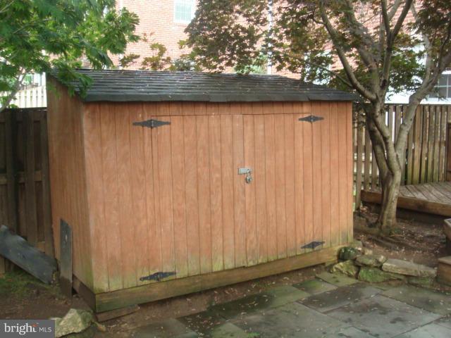 162 Dumbarton Road Baltimore, MD 21212 - Photo 20 of 30 Exterior (Rear)