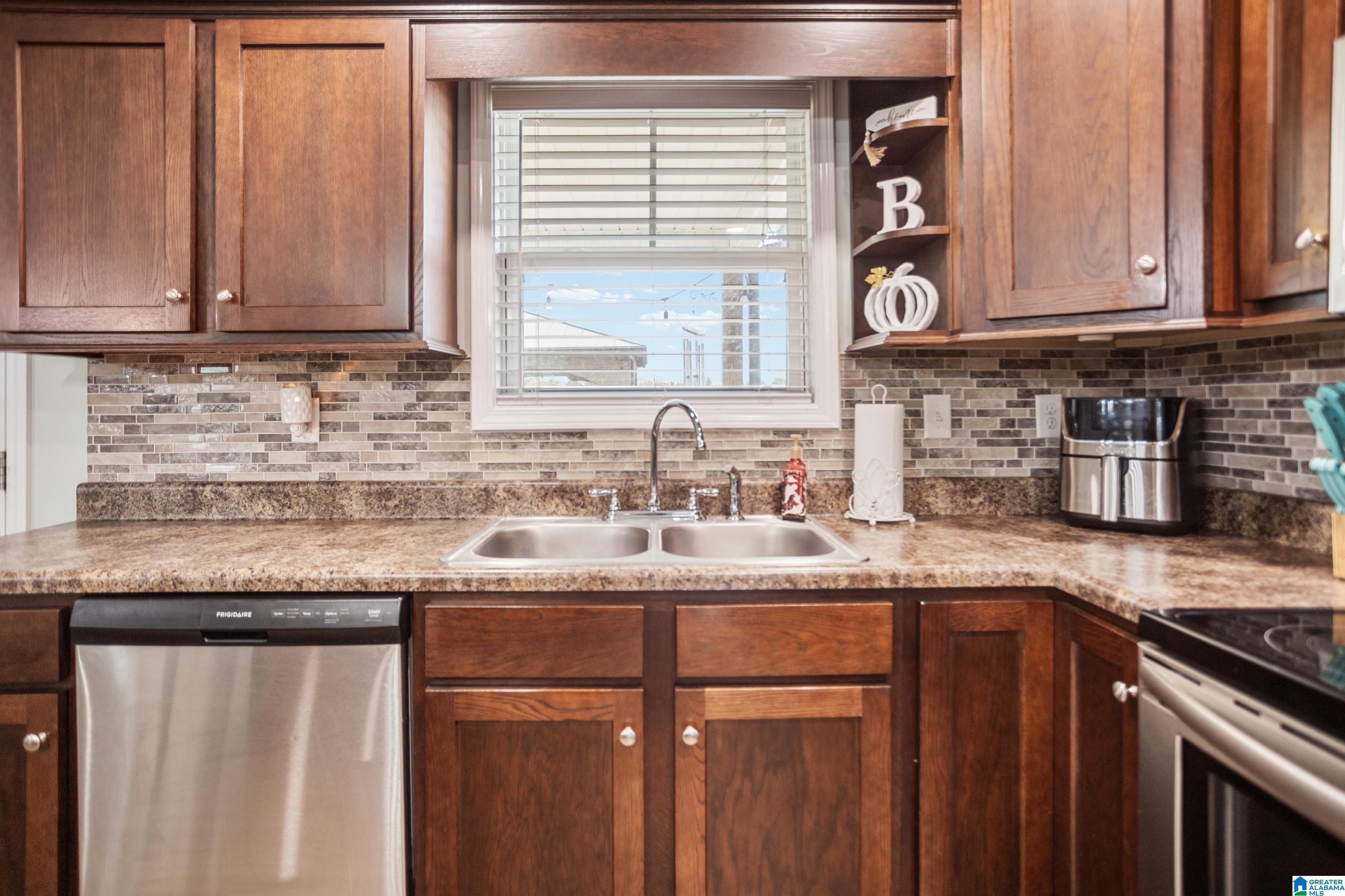 1069 Holt Circle Hayden, AL 35079 - Photo 14 of 44
