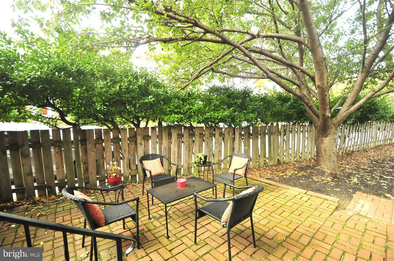 200 Dunkirk Road Baltimore, MD 21212 - Photo 21 of 23 Exterior (Rear)