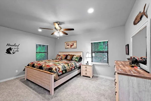 $479,900 | 326 Glomin Lane, Pottsboro, TX 75076