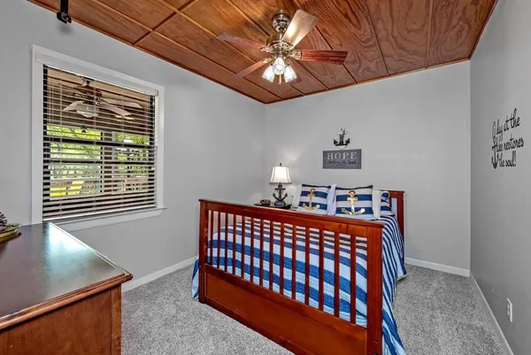 $479,900 | 326 Glomin Lane, Pottsboro, TX 75076