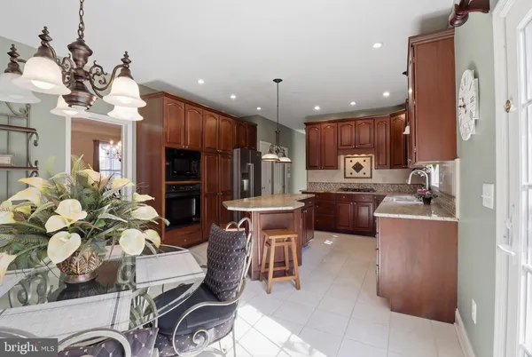 $629,900 | 320 Wheatsheaf Drive, New Castle, DE 19720