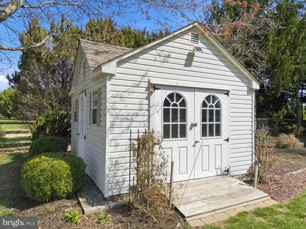 $629,900 | 320 Wheatsheaf Drive, New Castle, DE 19720