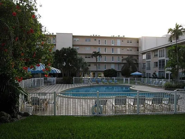 $1,900 | 1481 South Ocean Boulevard, Unit 232C, Lauderdale-by-the-Sea, FL 33062