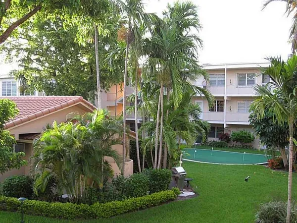 $1,900 | 1481 South Ocean Boulevard, Unit 232C, Lauderdale-by-the-Sea, FL 33062