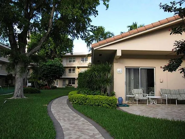 $1,900 | 1481 South Ocean Boulevard, Unit 232C, Lauderdale-by-the-Sea, FL 33062