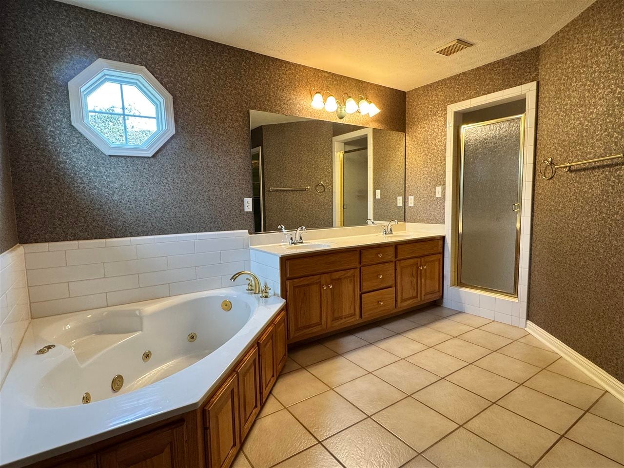 135 Stone Ridge Street Bowling Green, KY 42101 - Photo 9 of 21 Gallery Image 9