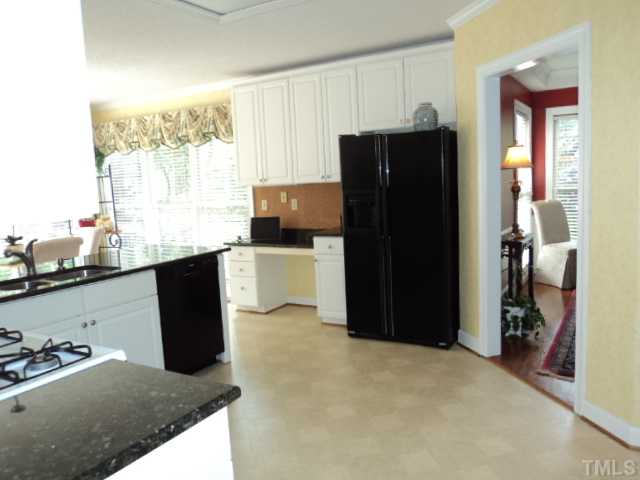 1509 Pecore Place Raleigh, NC 27615 - Photo 3 of 21 Bright open and airy