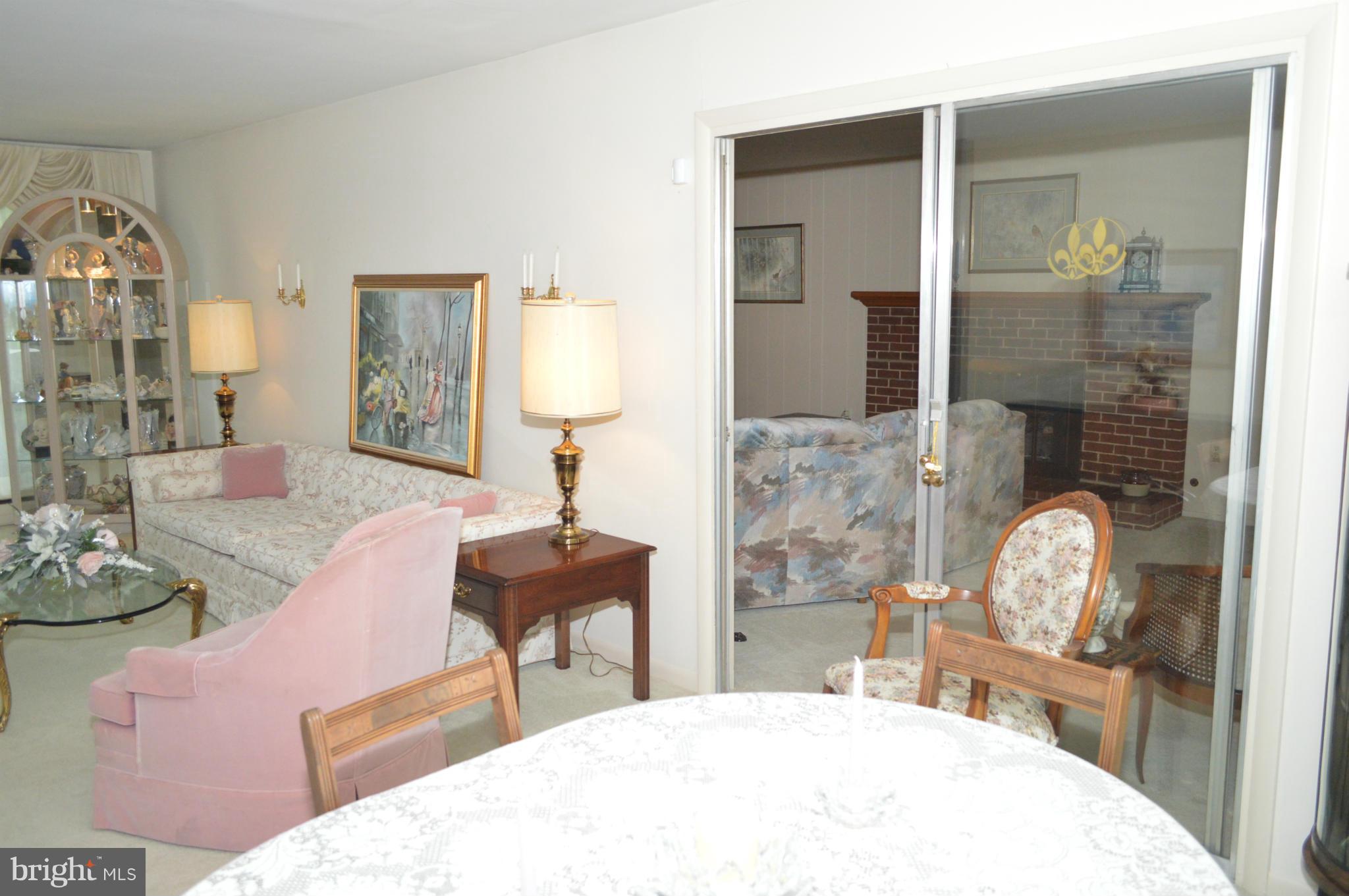 8806 Sudley Road Manassas, VA 20110 - Photo 5 of 28 Dining Room