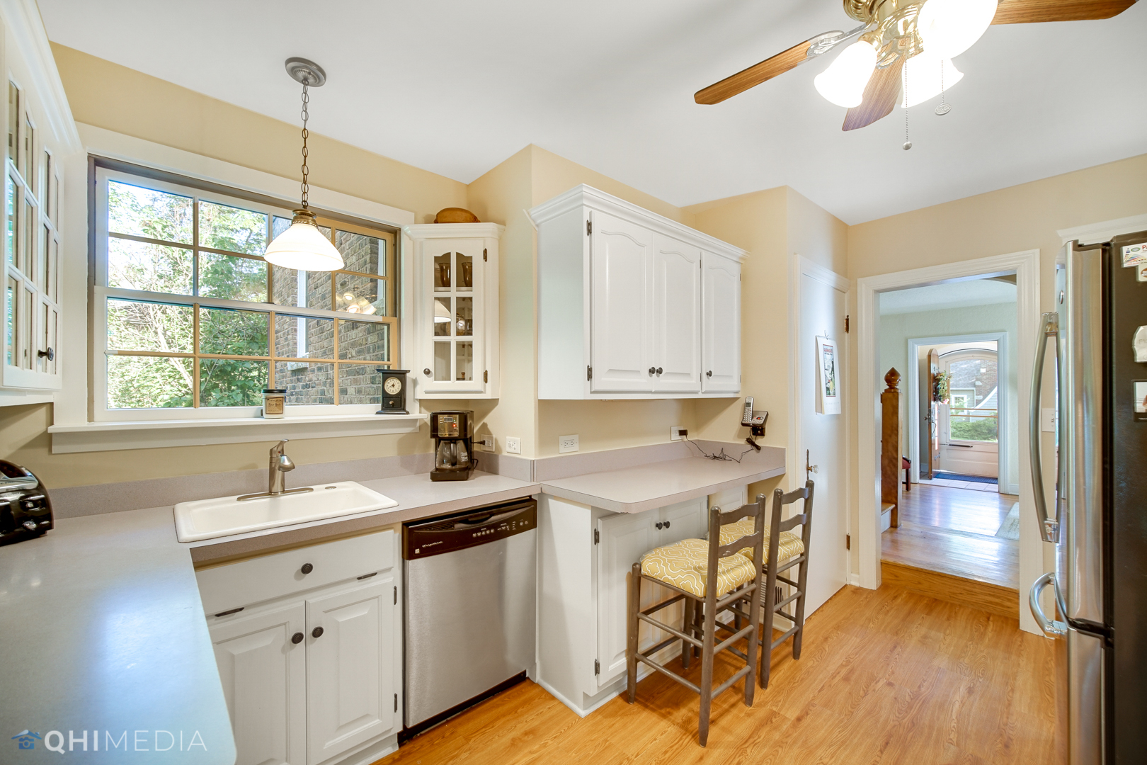 1833 Sycamore Road Homewood, IL 60430 - Photo 9 of 27