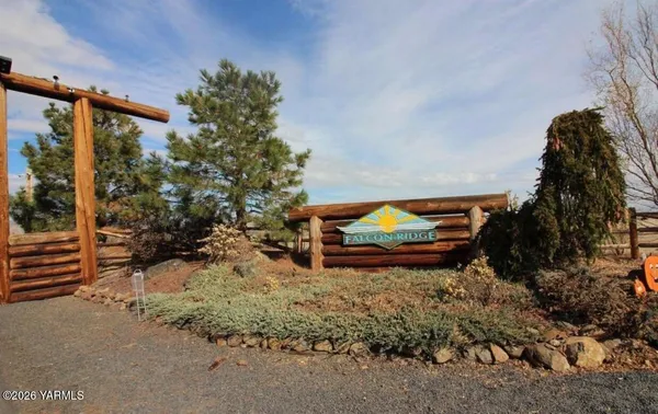 $75,000 | 270 Snowy Owl Lane, Yakima, WA 98908