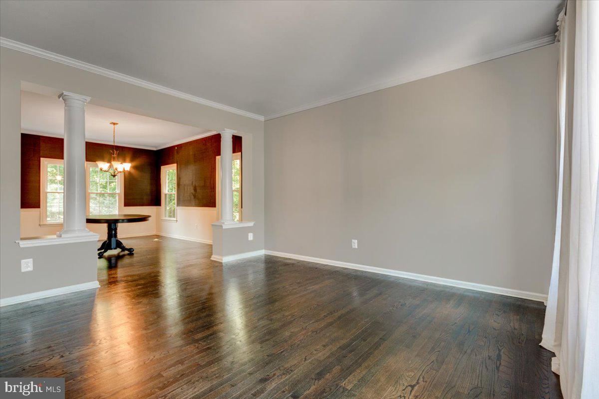 12581 Curling Road Manassas, VA 20112 - Photo 14 of 53 Main Floor Living Room
