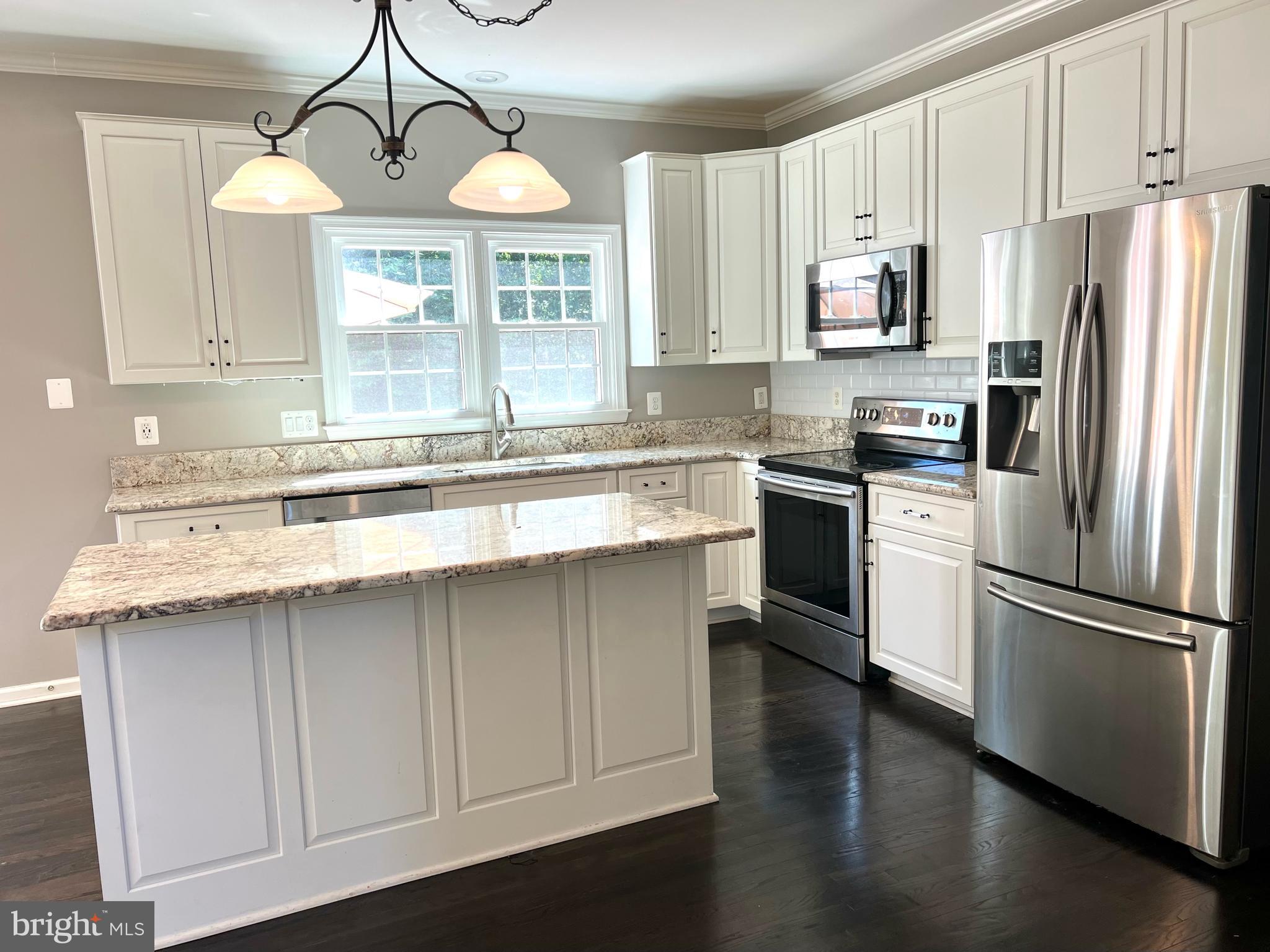 12581 Curling Road Manassas, VA 20112 - Photo 15 of 53 Kitchen