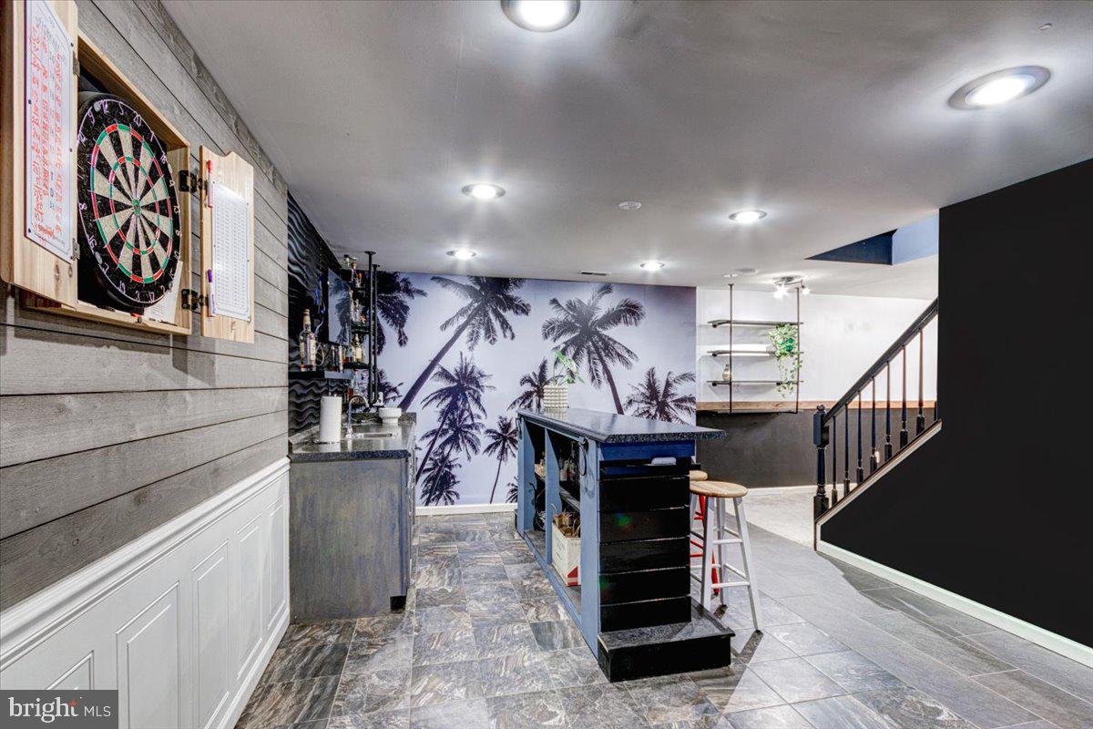 12581 Curling Road Manassas, VA 20112 - Photo 25 of 53 Basement Bar