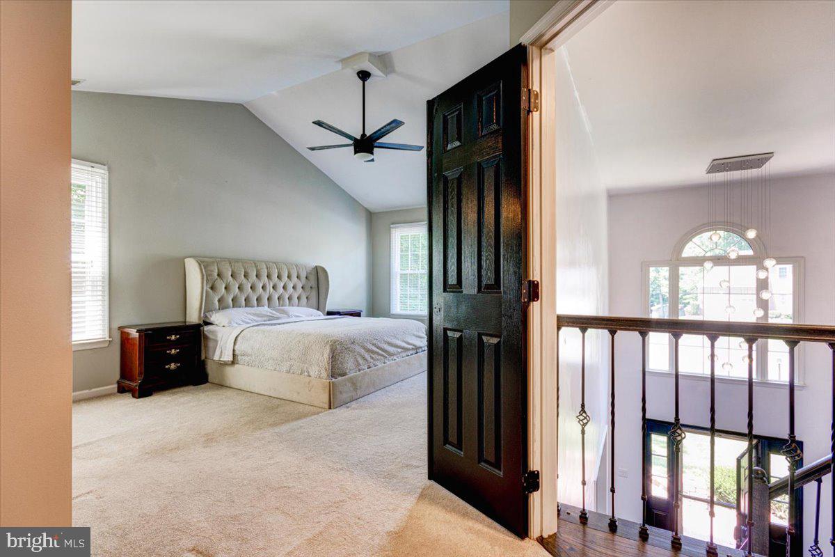 12581 Curling Road Manassas, VA 20112 - Photo 29 of 53 Entry to main suite