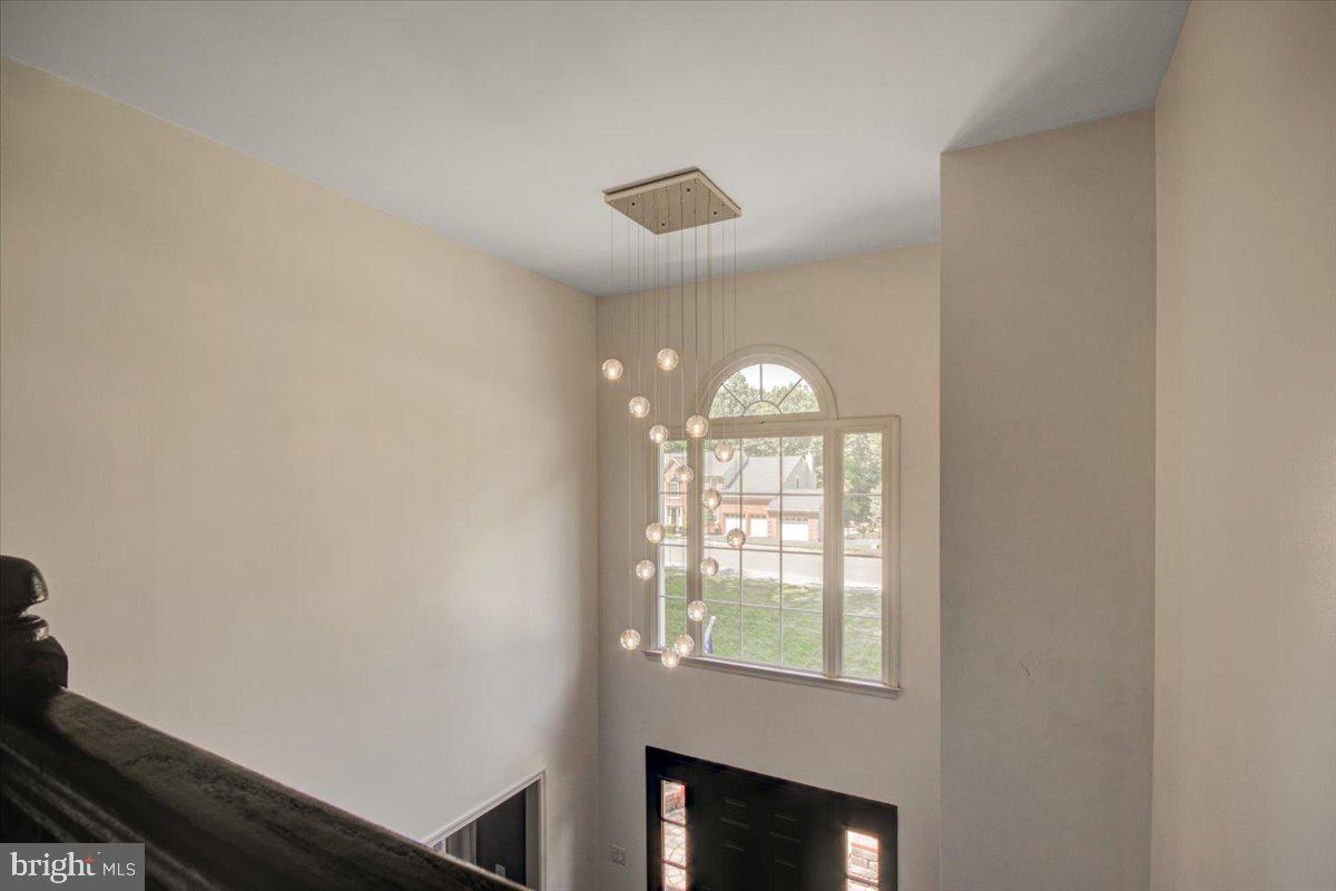 12581 Curling Road Manassas, VA 20112 - Photo 9 of 53 View Down