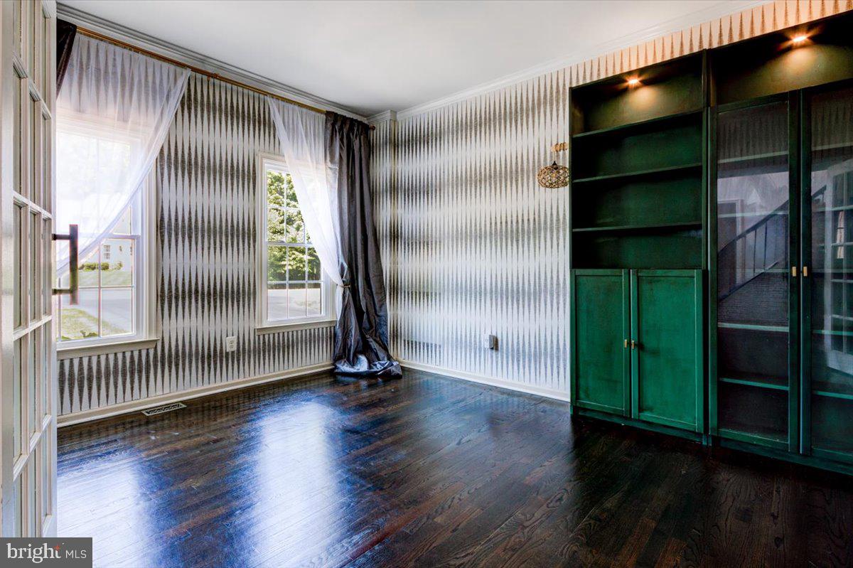 12581 Curling Road Manassas, VA 20112 - Photo 10 of 53 Main Floor Bedroom/Office