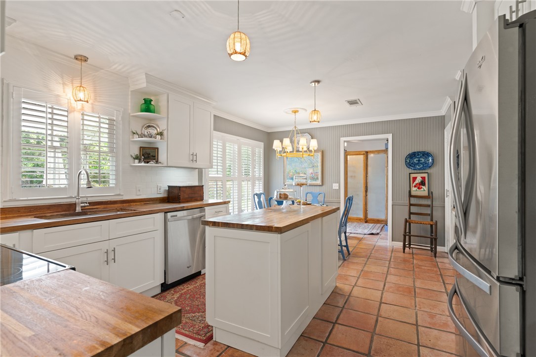 108 North Windward Drive St. Simons Island, GA 31522 - Photo 15 of 36