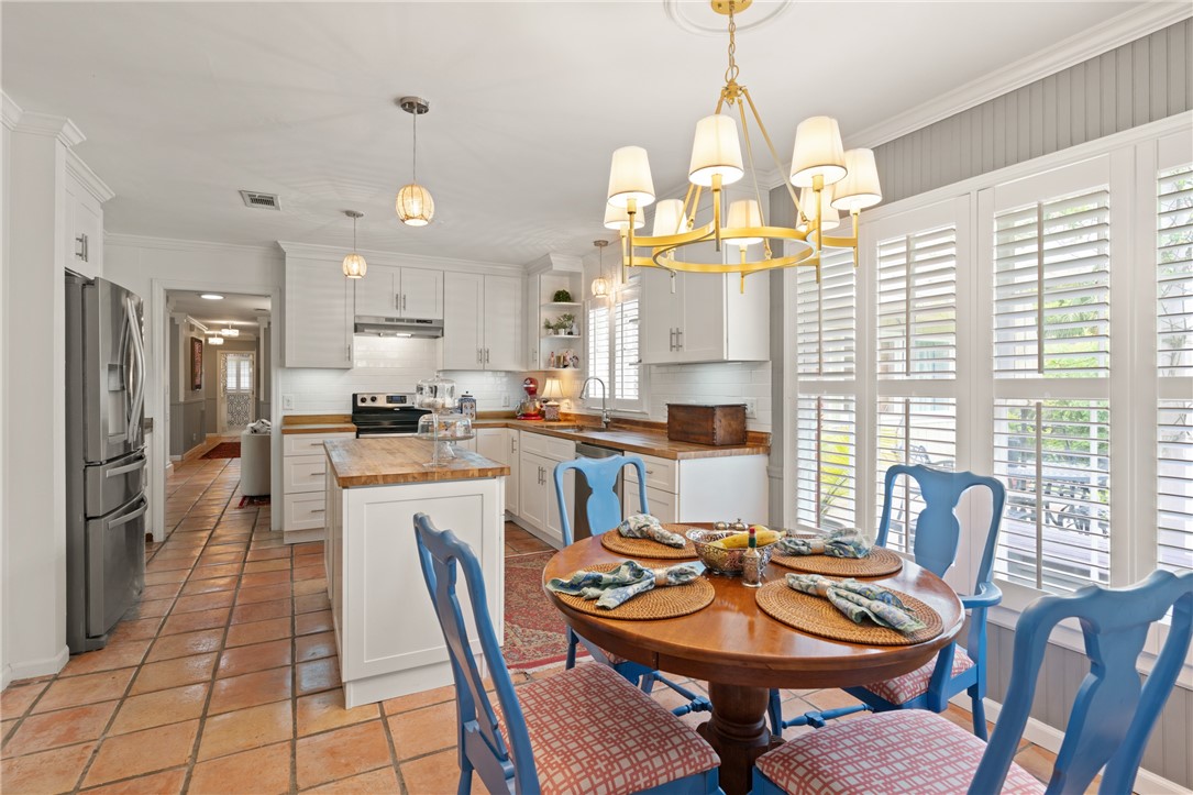 108 North Windward Drive St. Simons Island, GA 31522 - Photo 17 of 36