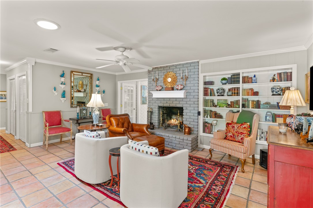 108 North Windward Drive St. Simons Island, GA 31522 - Photo 6 of 36