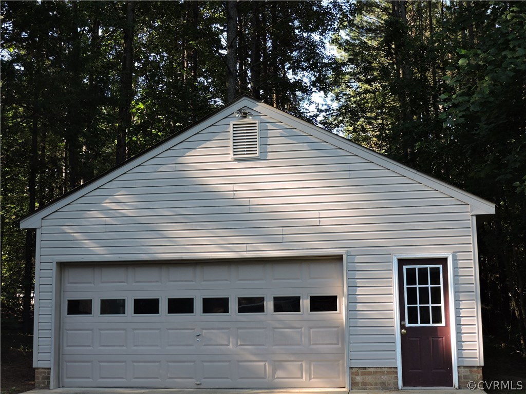 23640 Skinquarter Road Moseley, VA 23120 - Photo 30 of 34 2 1/2 car detached garage in addition to 2 car att