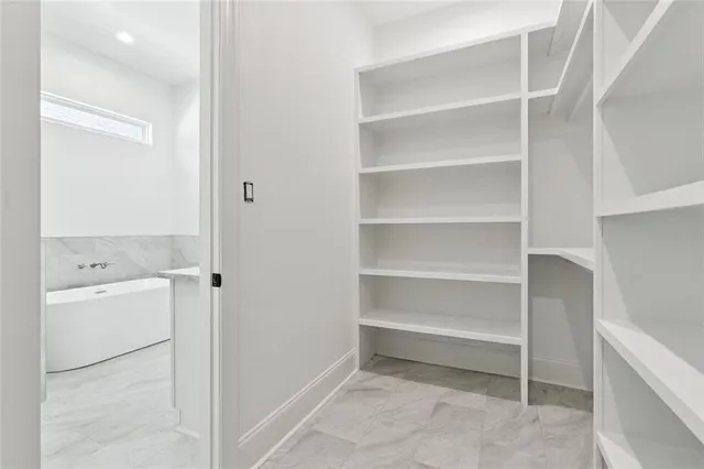 $325,000 | Undisclosed Address, Marrero, LA 70072