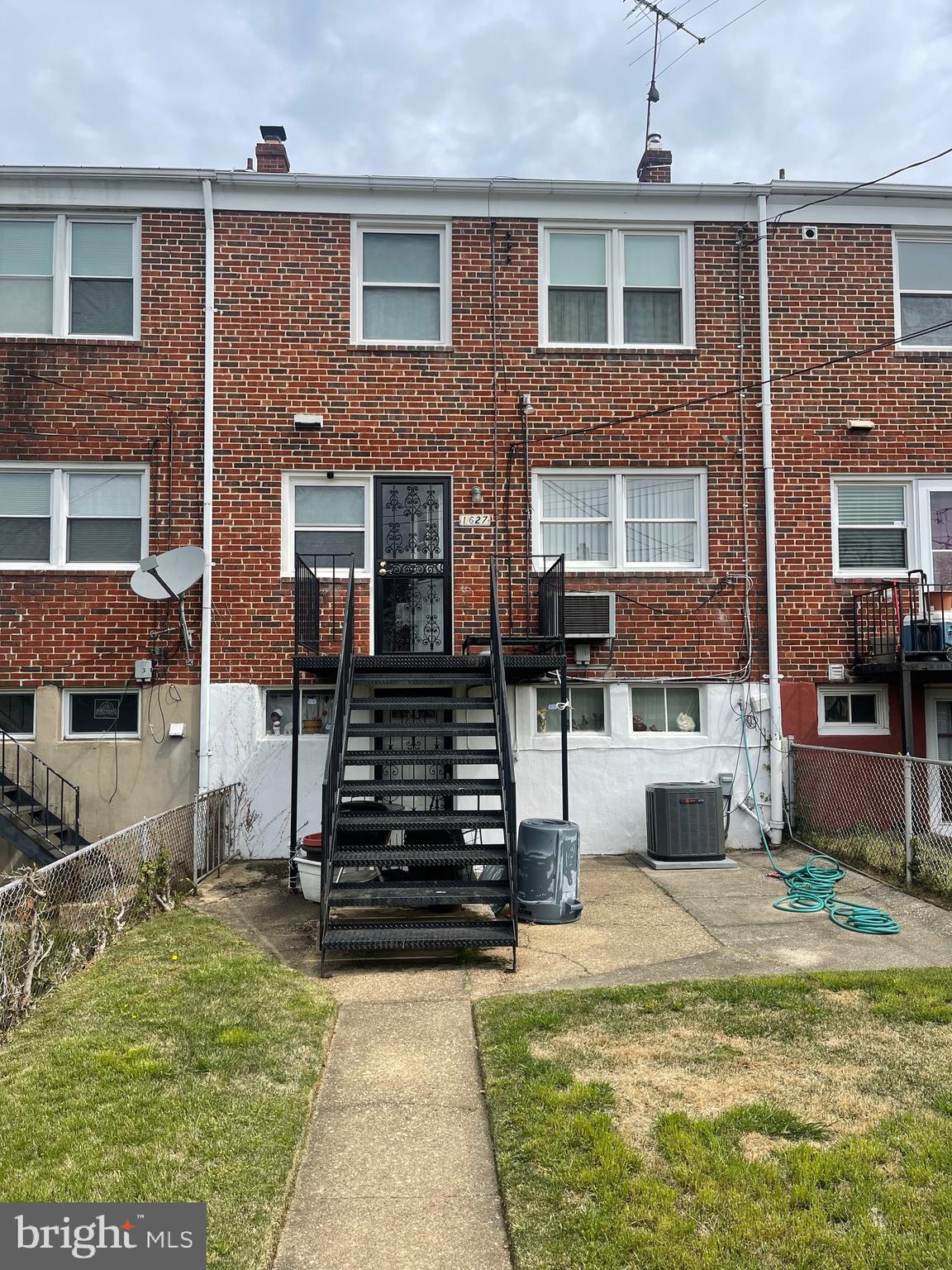 1627 Heathfield Road Baltimore, MD 21239 - Photo 11 of 12