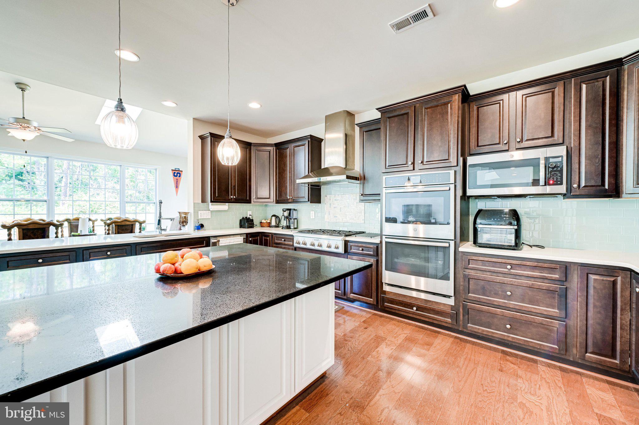 15506 Compton Road Centreville, VA 20121 - Photo 41 of 107