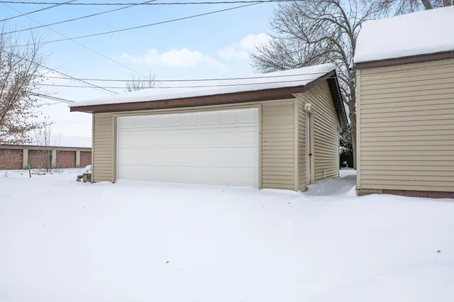 $209,900 | 113 Barracuda Avenue Northeast, Avon, MN 56310