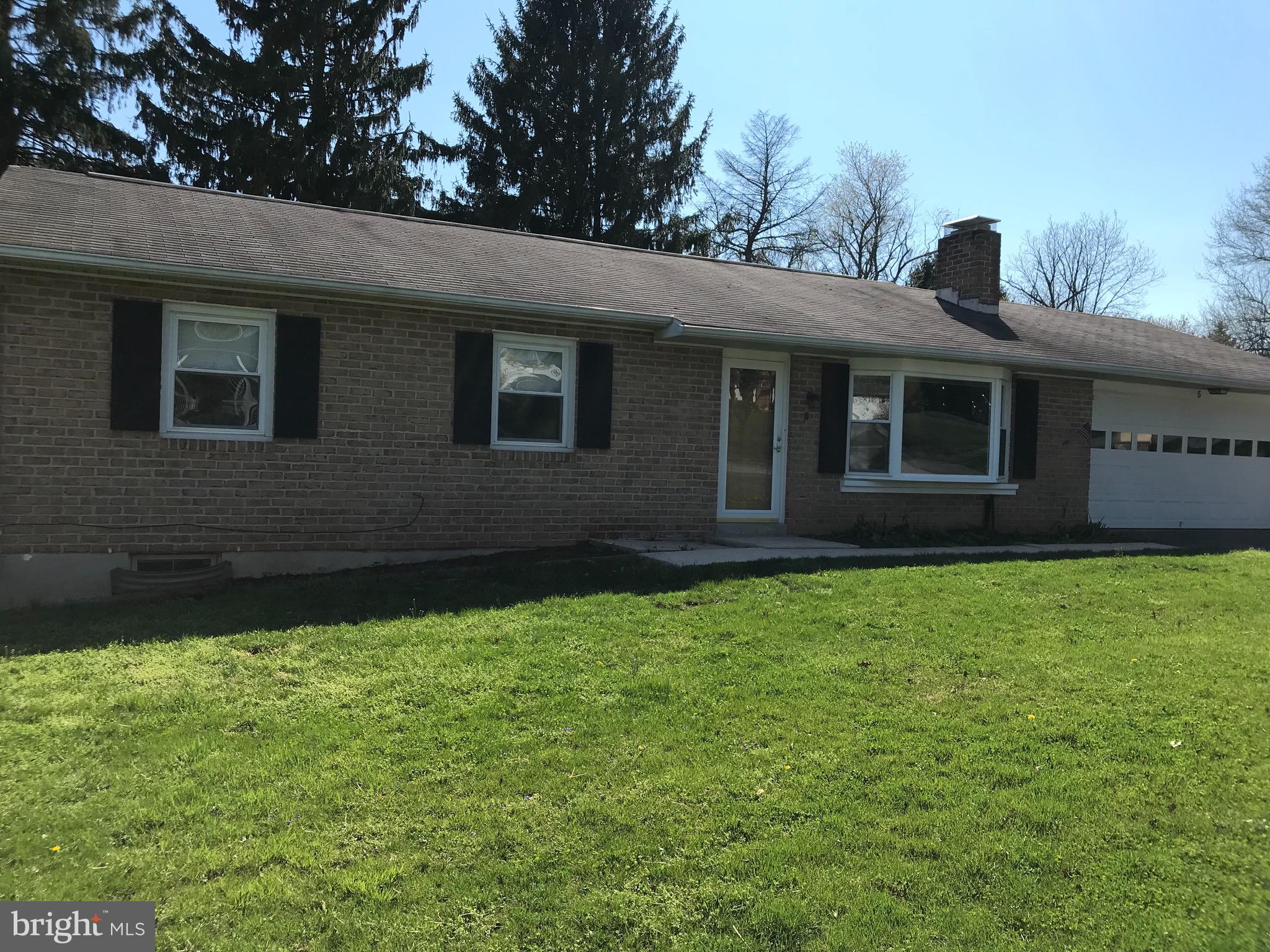 5 Washington Road New Freedom, PA 17349 - Photo 6 of 27 Just refinished in neutral decor!