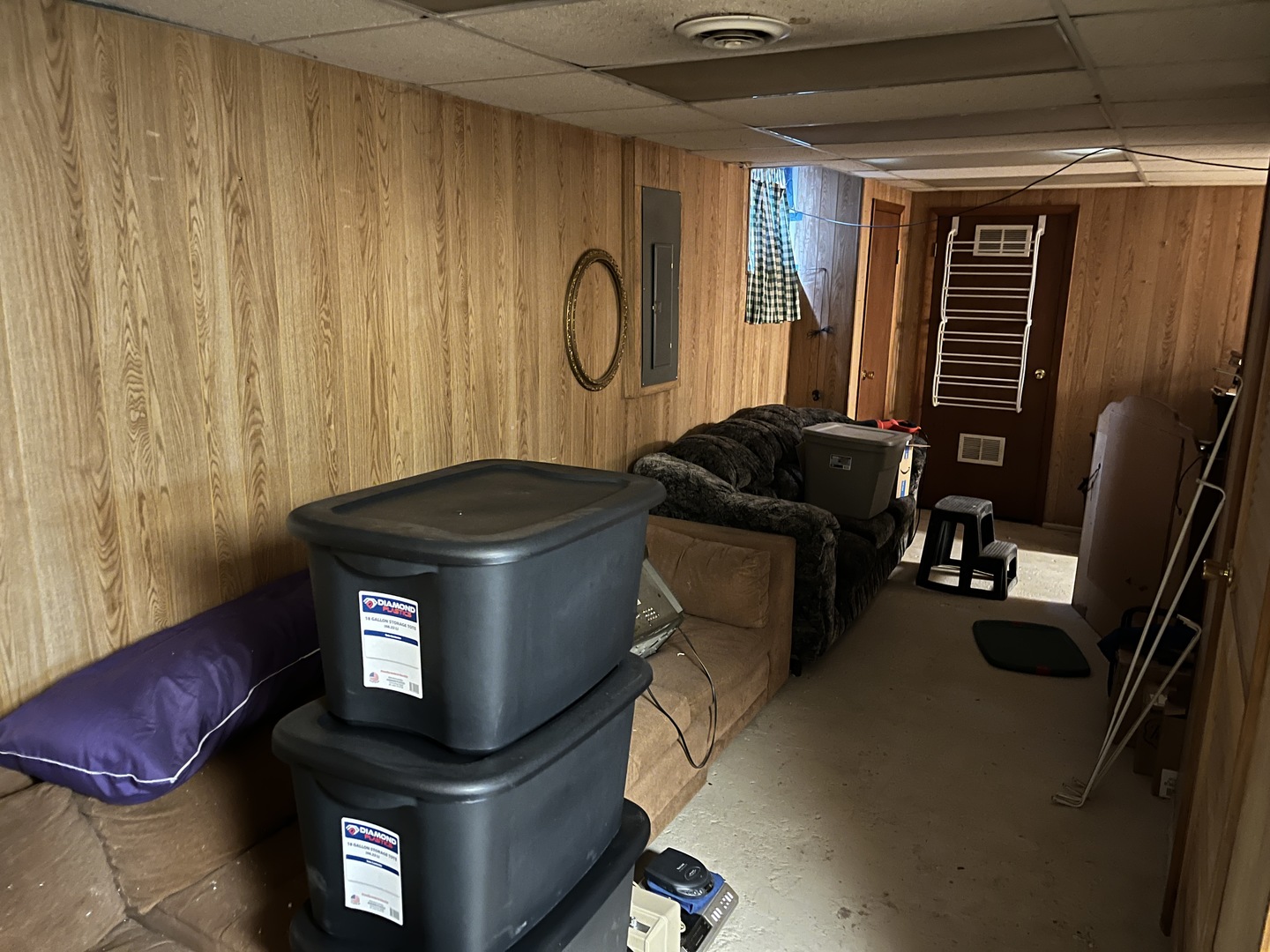 718 Plainfield Road Joliet, IL 60435 - Photo 26 of 28 a living room with furniture and a potted plant