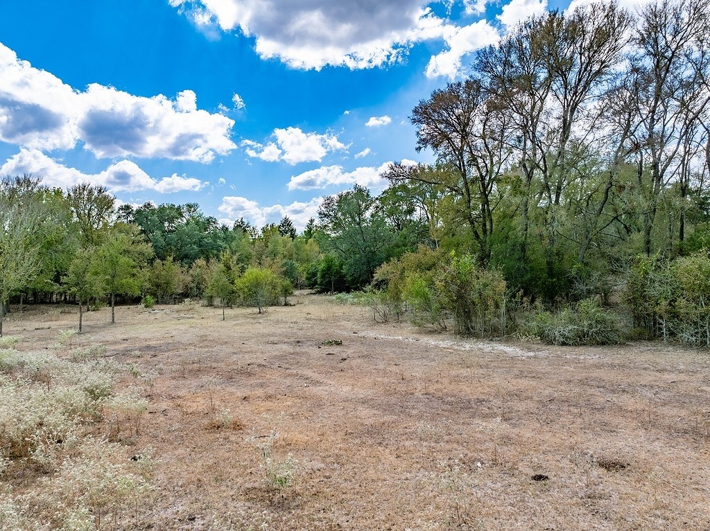 154 West Point West Point, TX 78963 - Photo 15 of 16